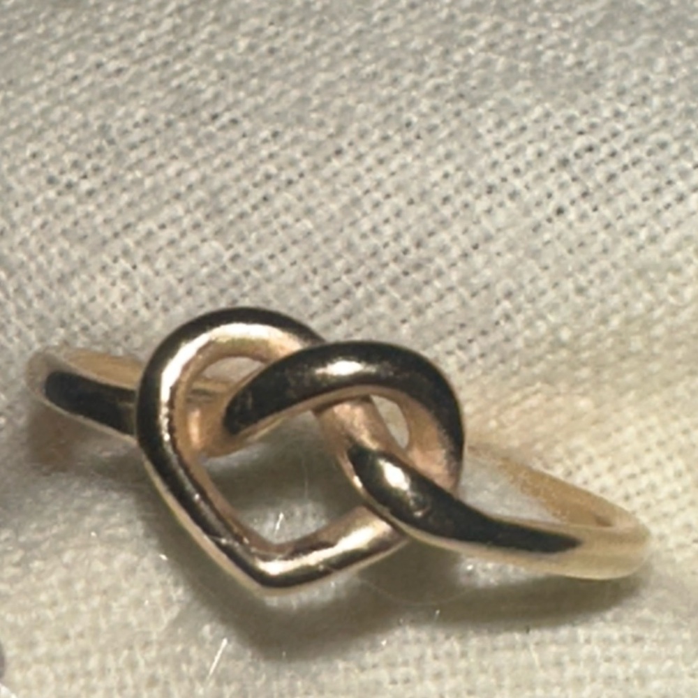 James Avery Gold delicate heart knot ring